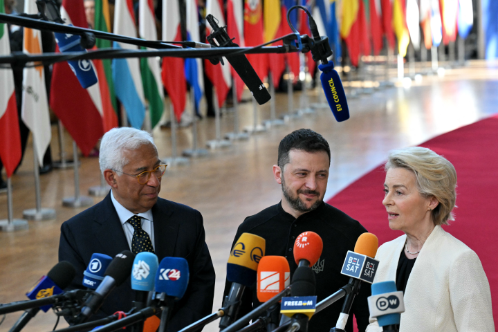 Costa Antonio Zelensky Volodymyr Vonderleyen Ursula Consiglio Straordinario