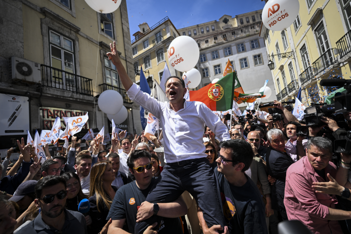 Manifestazione per elezioni in Portogallo