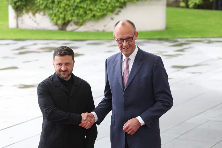 Zelenksy e Merz a Berlino (Ipa)