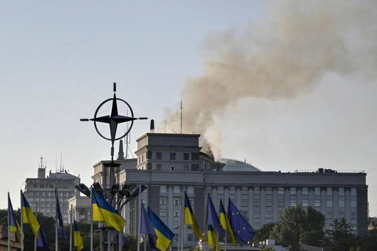 Kiev Fumo Palazzo Governo Afp