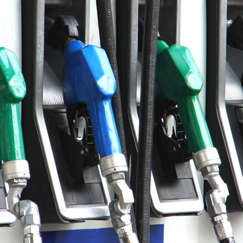 Pompa Benzina Canva