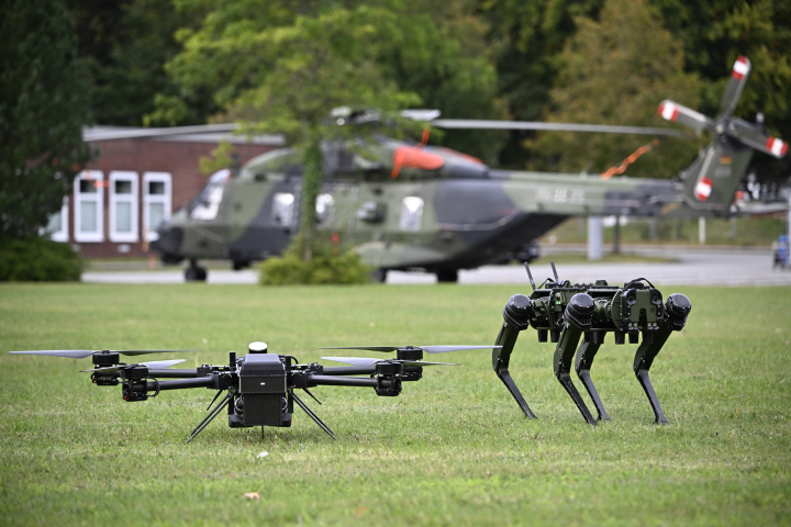 Droni e robot militari in Gernania