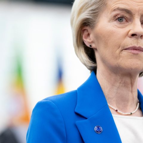 La presidente Ursula von der Leyen (Afp)