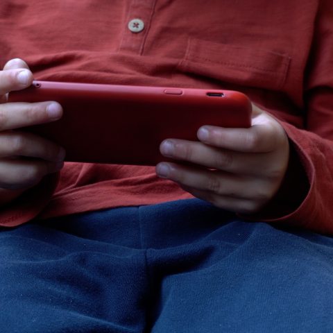 Bambino cellulare