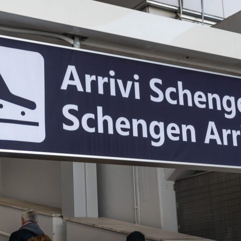 Area Schengen Controlli Ees Canva
