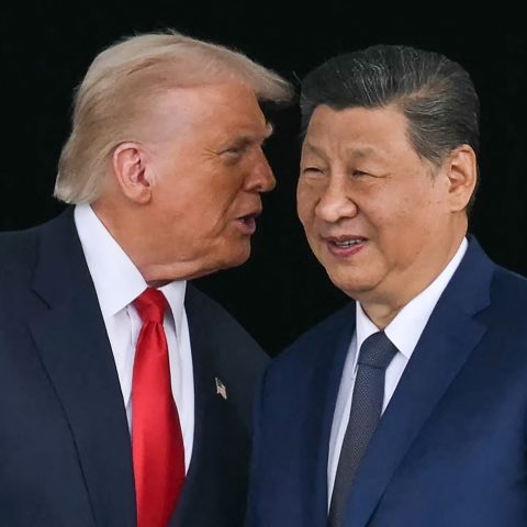 Il presidente Usa Donald Trump incontra quello cinese Xi Jinping (Afp)