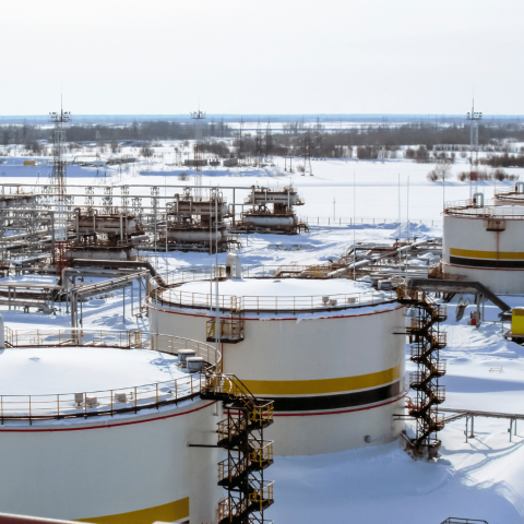 Serbatoio petrolio canva