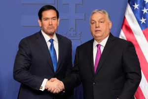 Il segretario di Stato americano Marco Rubio e il primo ministro ungherese Viktor Orbán