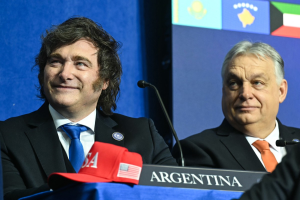 Il presidente argentino Javier Milei e il premier ungherese Viktor Orbán al Board of Peace
