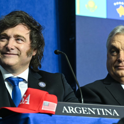 Il presidente argentino Javier Milei e il premier ungherese Viktor Orbán al Board of Peace