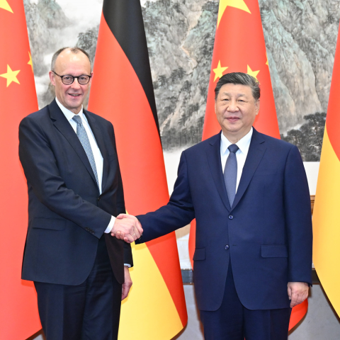 Il cancelliere tedesco Friedrich Merz e il presidente cinese Xi Jinping