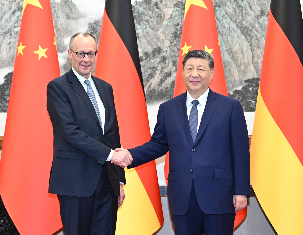 Il cancelliere tedesco Friedrich Merz e il presidente cinese Xi Jinping