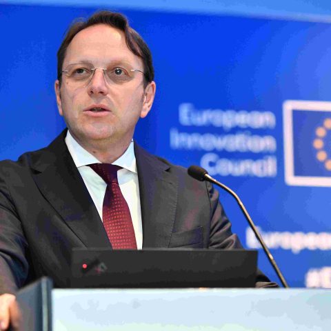 EC Audiovisual Service Várhelyi