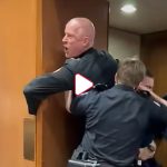 Brian McGinnis proteste guerra iran portato via dal senato usa