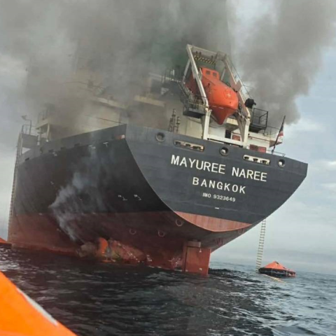 Stretto hormuz nave thai colpita