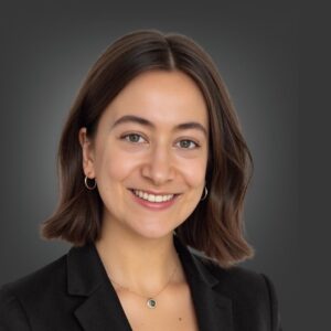 Nina Schmelzer 300x300 c center