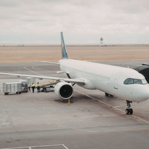 Voli aeroporto canva