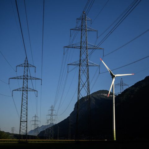 energia elettricità pale eoliche