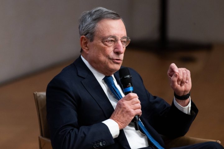 Parigi, Mario Draghi a una tavola rotonda sul futuro della competitività europea al College de France