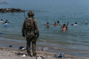 Ceuta migranti