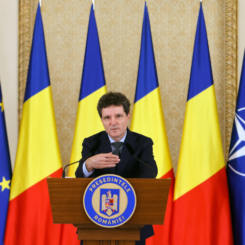 Nicușor Dan in conferenza stampa dopo aver affidato l’incarico di governo a Siegfried Mureșan
