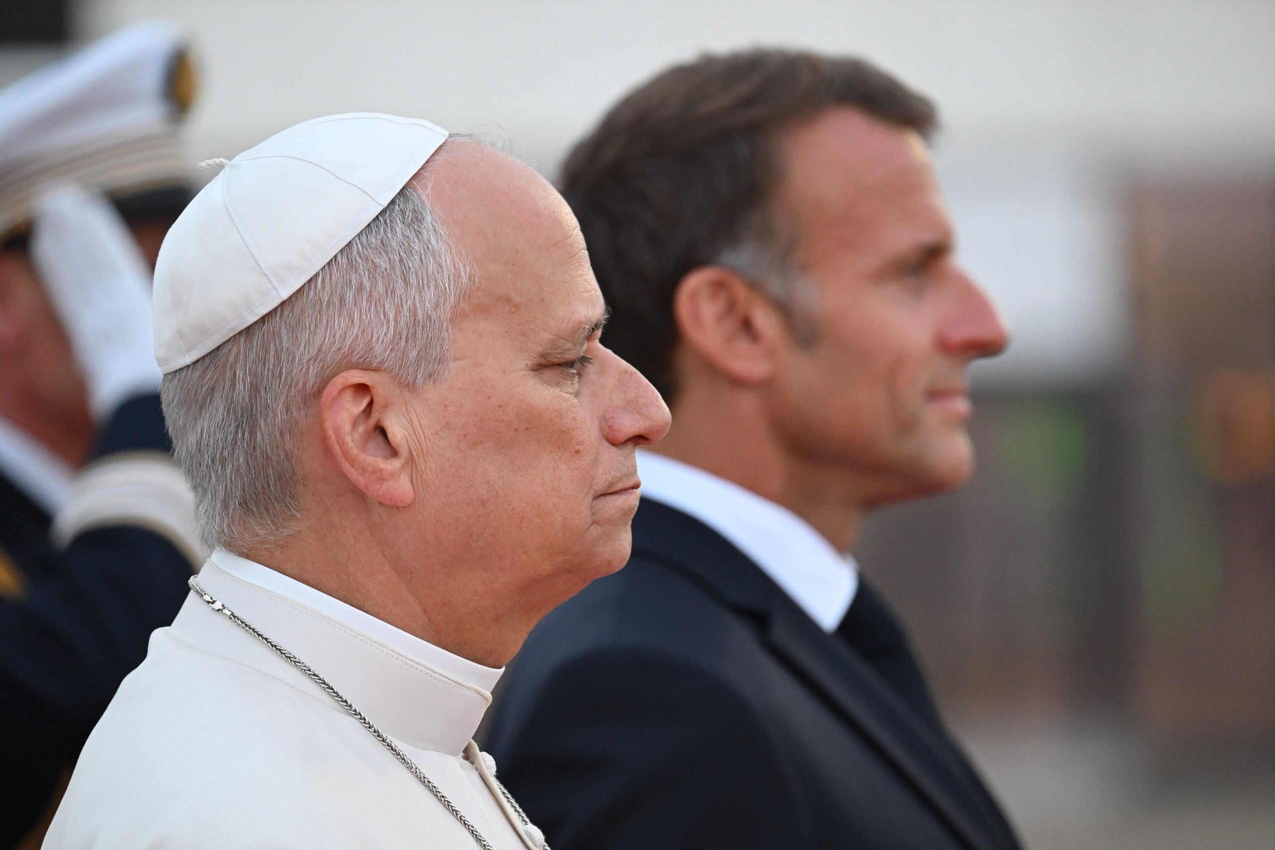 Francia, Visita di Papa Leone XIV il pontefice riparte per rientrare a Roma