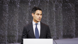 Rob Jetten, premier olandese, parla in conferenza stampa