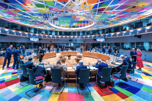 Capi di governo europei seduti al Consiglio Ue