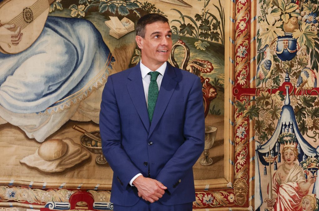 Il presidente spagnolo Pedro Sanchez (Fotogramma)