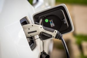 Auto Elettriche Costo Canva