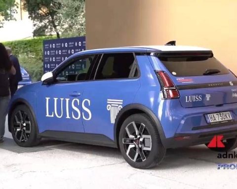 Luiss, Acea E Renault Insieme Per La Mobilità Sostenibile: Al Via Il Car Sharing Elettrico