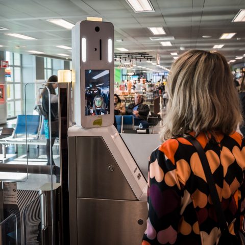 Aeroporto Di Linate I Primi Controlli Face Boarding Con Riconoscimento Facciale Biometrico