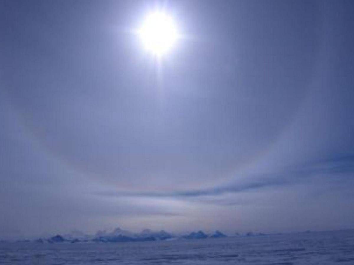 Il Ghiaccio Delle Alpi In Viaggio Verso L'antartide