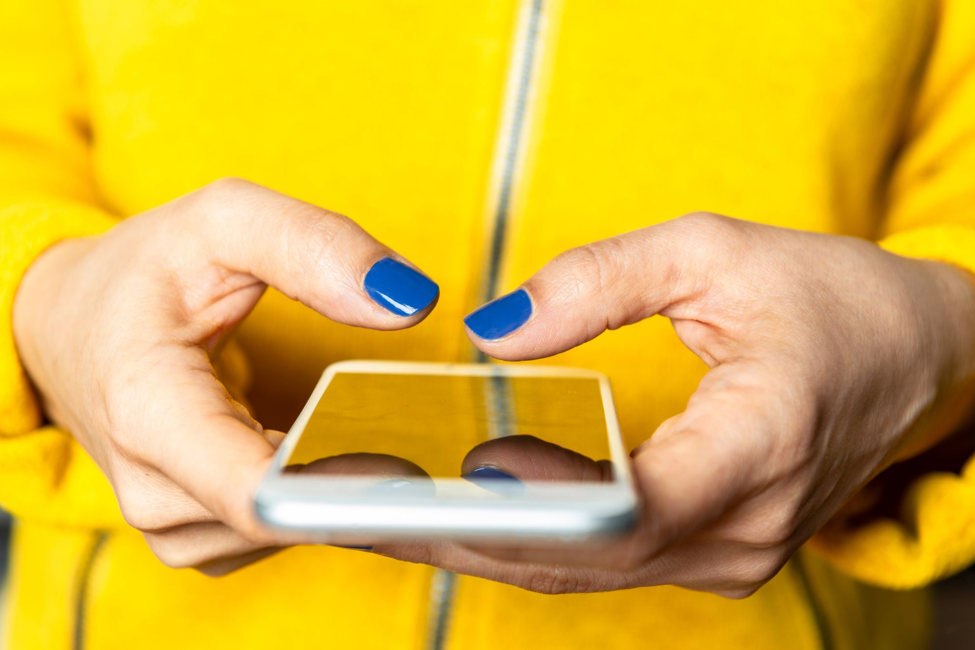 Mani Telefono Social Canva