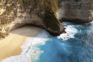 Vista aerea di Kelingking Beach (Ipa)