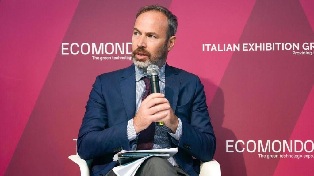 Plures, Al Via Nel 2026 Impianto Con Ai Per Il Riciclo Tessile