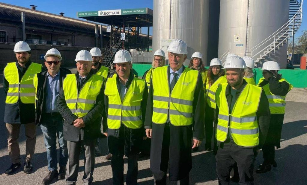 Rifiuti, 'i Cantieri Della Transizione Ecologica' Olio Usato Protagonista 34esima Tappa