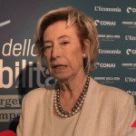 Rifiuti, Moratti: "Modello italiano del riciclo è esempio in Europa"