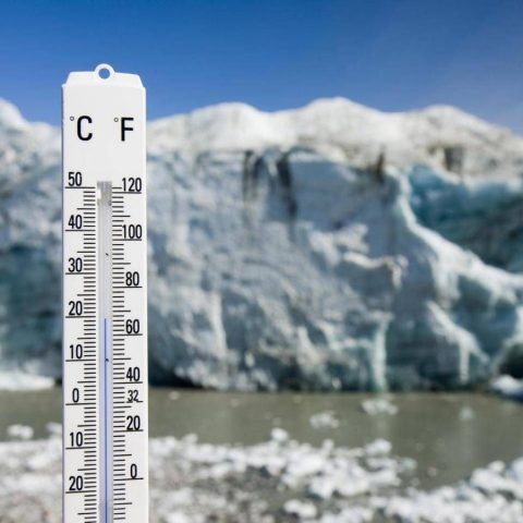 Crisi climatica e benessere psicologico, l'impatto sui giovani