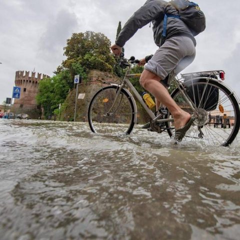 Più caldo ed eventi estremi in Italia, come sarà il clima fino al