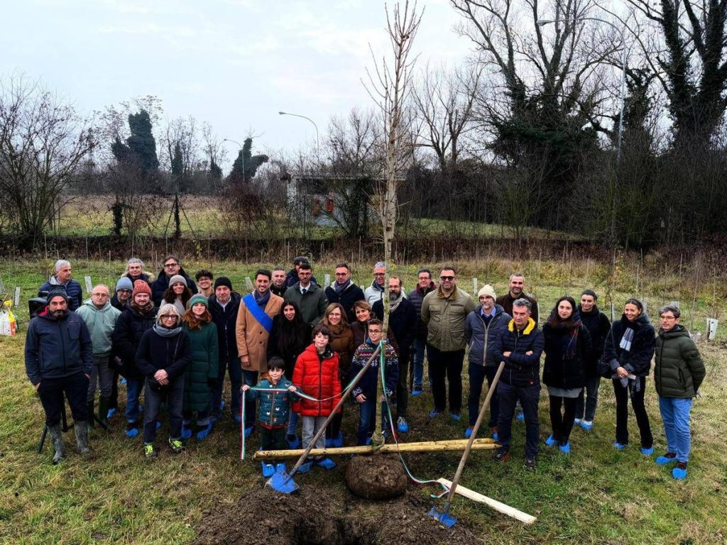 KilometroVerdeParma celebre traguardo storico, piantato 100.000esimo albero