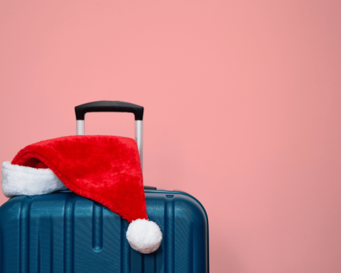 Valigia turismo natale canva