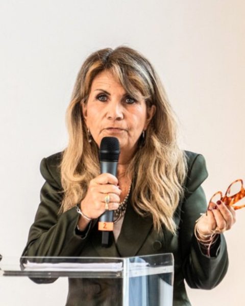 Layla Pavone ipa ftg