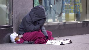 Persone senza dimora storyblocks