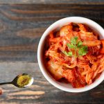 Kimchi assorbe nanoplastiche dall'intestino