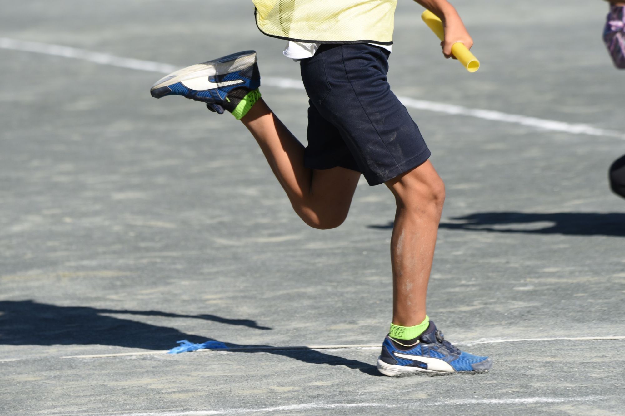 Ragazzo che fa sport Canva