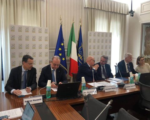 Farmaci, cresce la rete che trasforma dispositivi iniettabili da rifiuto a risorsa