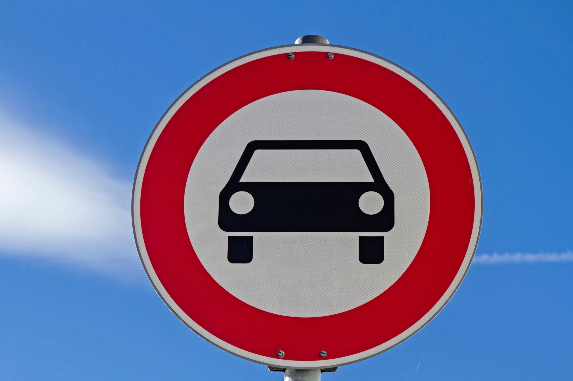 Dipendenze auto divieto