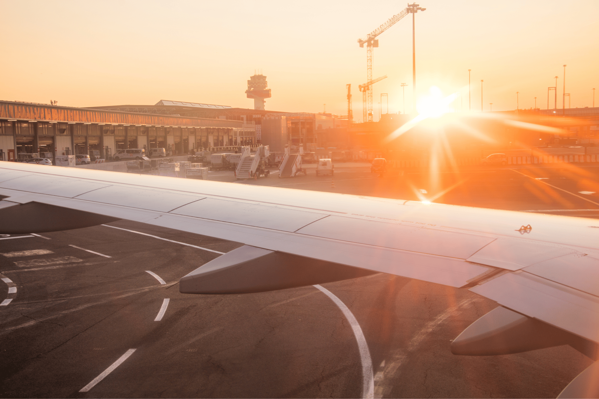 Pista aeroporto ala aereo canva