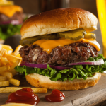 Hamburger patatine canva